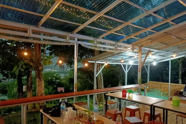 cafe di sentul