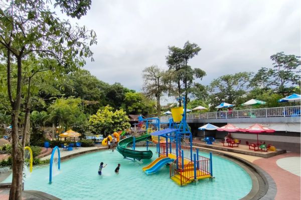 kolam renang di bogor